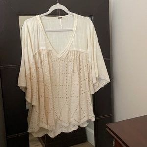 Free people Bohemian Top with frayed edge XS